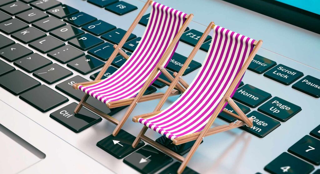 2 feriestole på et tastatur.