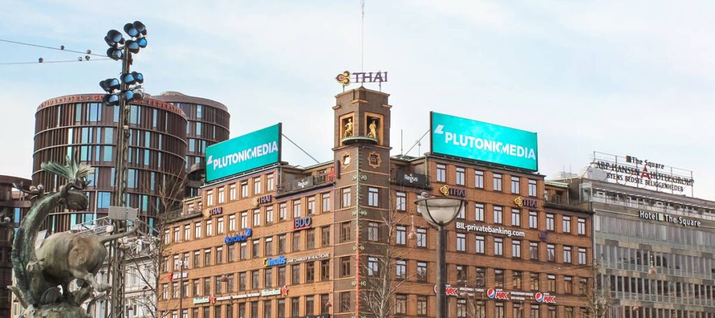 København med Plutonic media billboards.